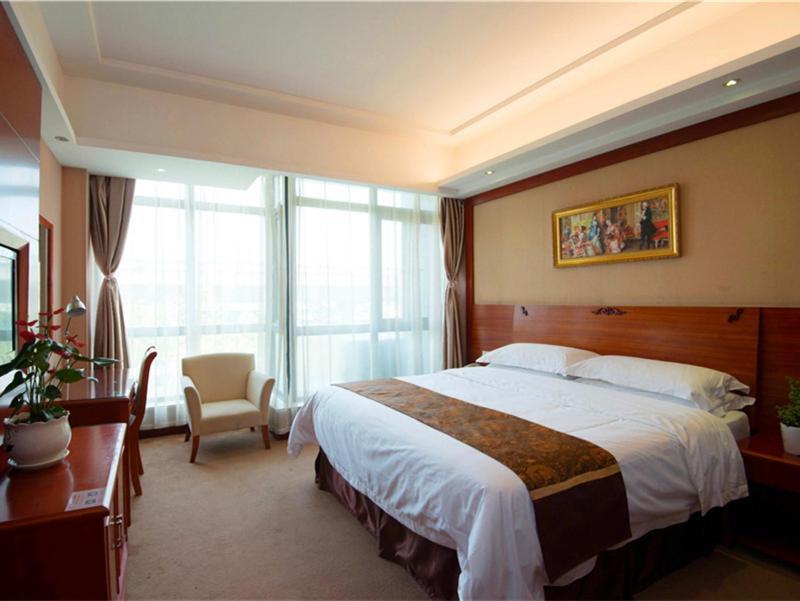 Vienna Hotel Shanghai Pudong Airport Huaxia Road Екстериор снимка