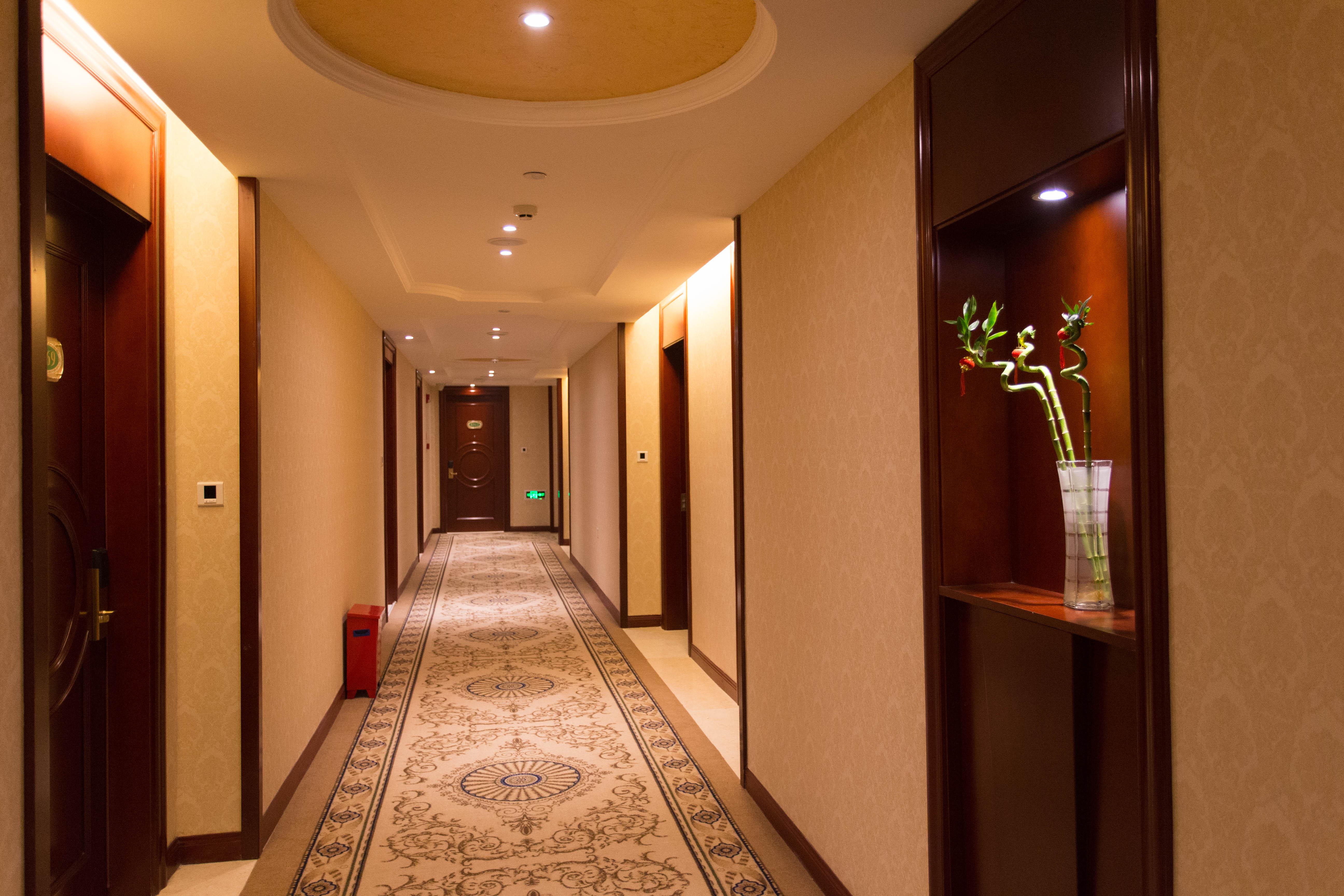 Vienna Hotel Shanghai Pudong Airport Huaxia Road Екстериор снимка